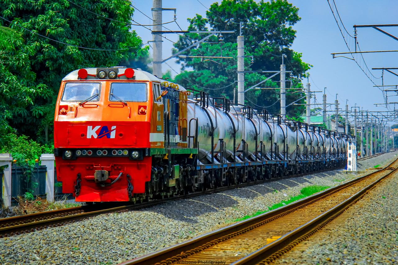 KAI Angkut Avtur ke YIA untuk Pastikan Kelancaran Transportasi Udara Lebaran