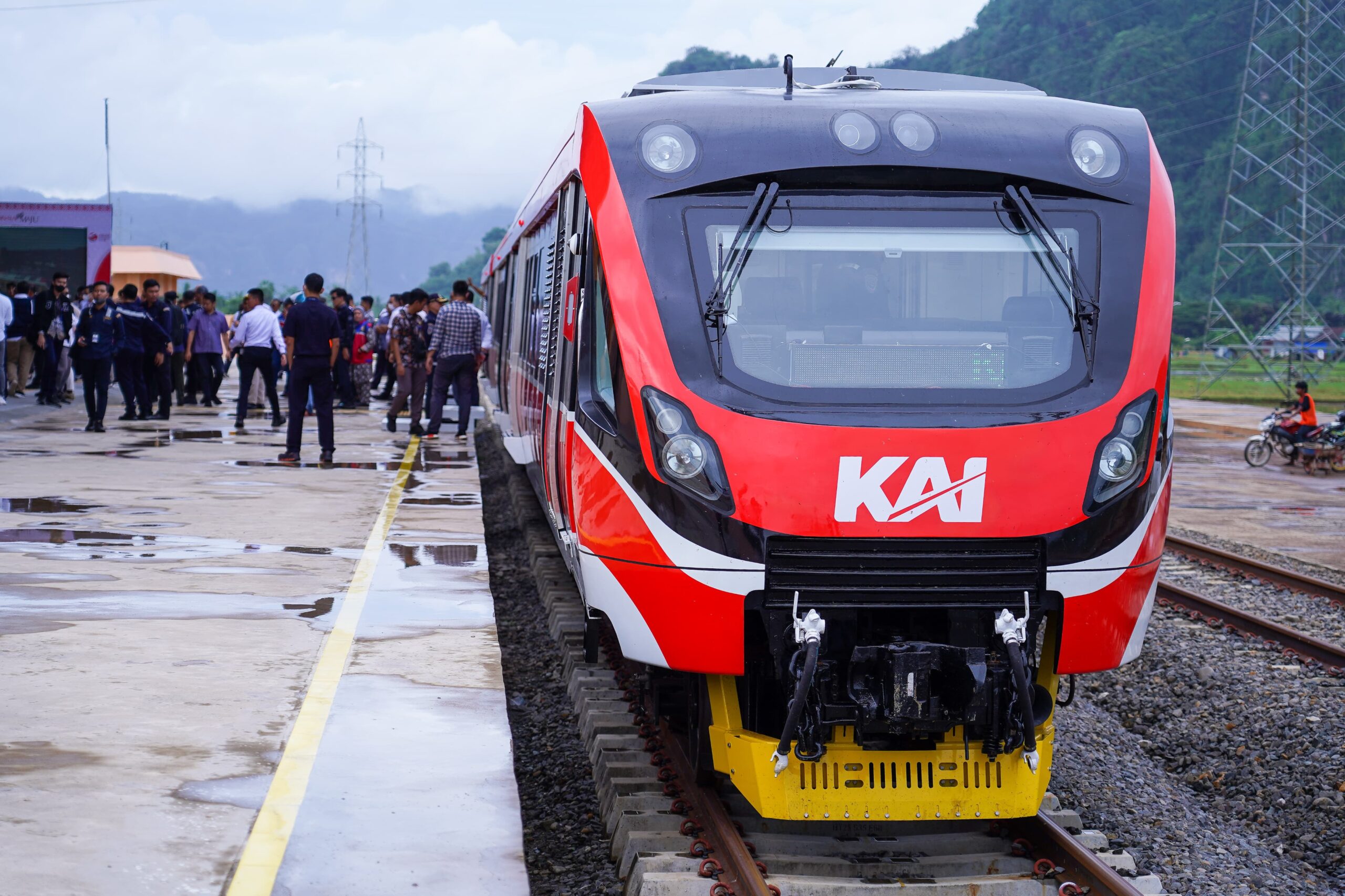 KA Makassar–Parepare Ukir Prestasi, 34.291 Penumpang April Jadi Rekor Tertinggi 2025