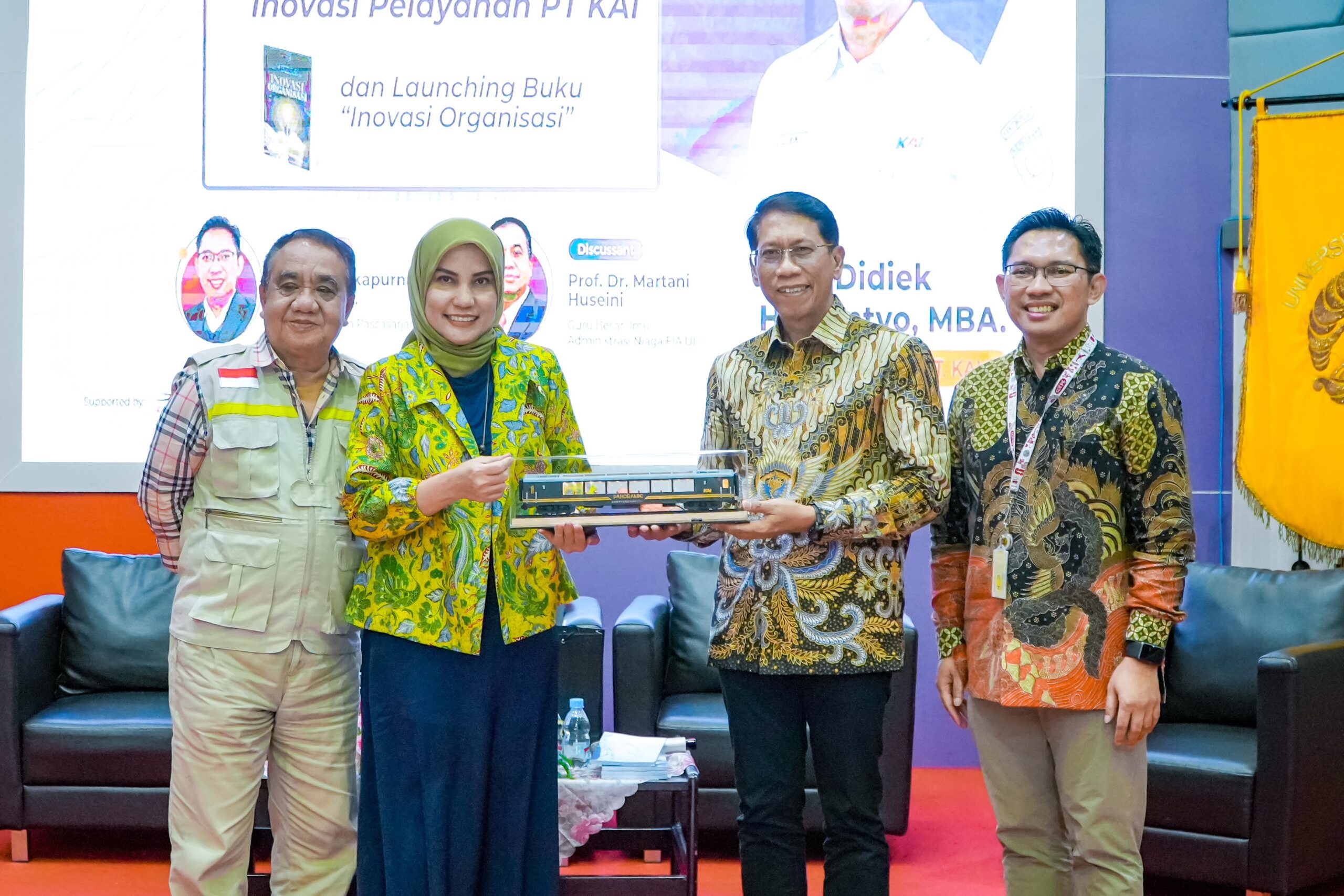 Mengungkap Strategi Inovasi Berkelanjutan KAI dalam CEO Talks FIA UI