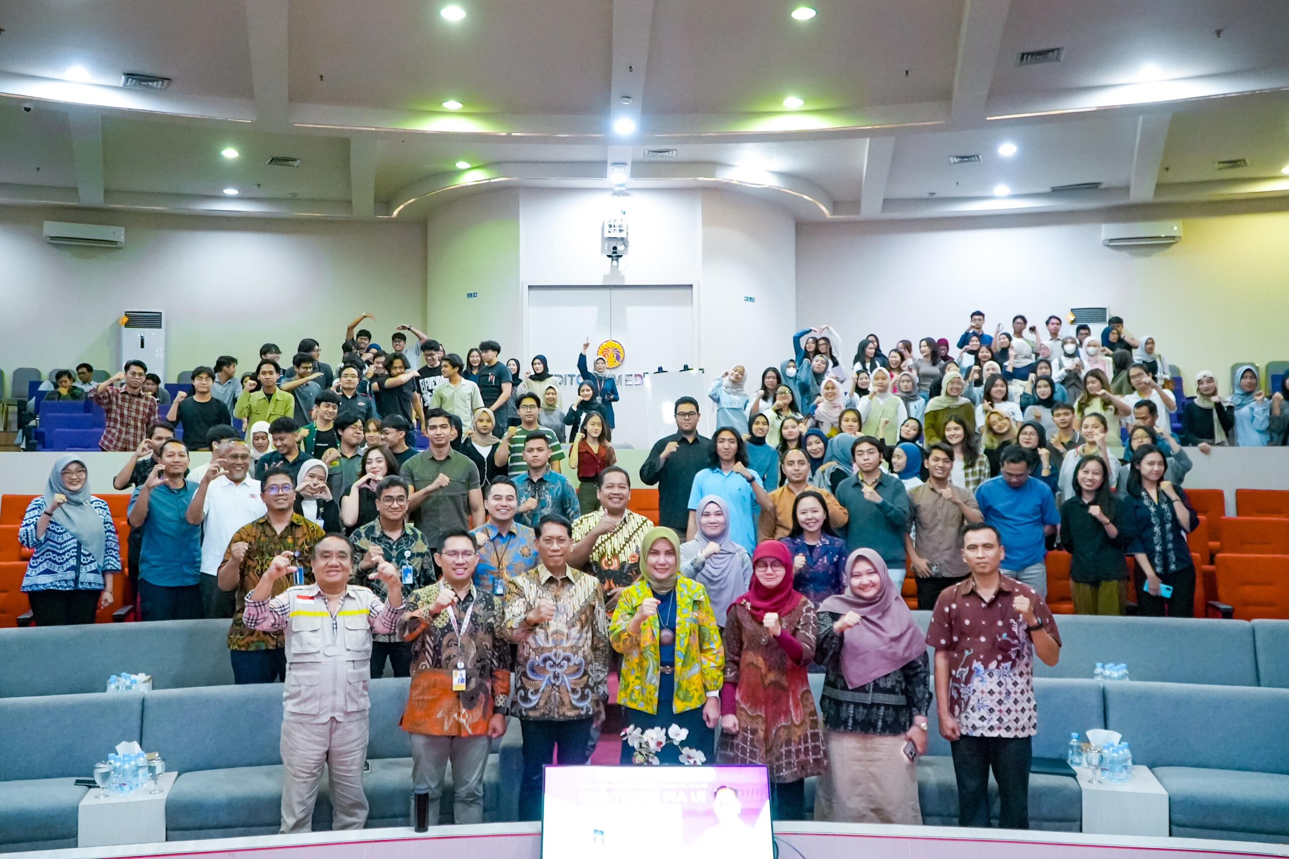 Didiek Hartantyo Ungkap Strategi Inovasi KAI dalam CEO Talks FIA UI