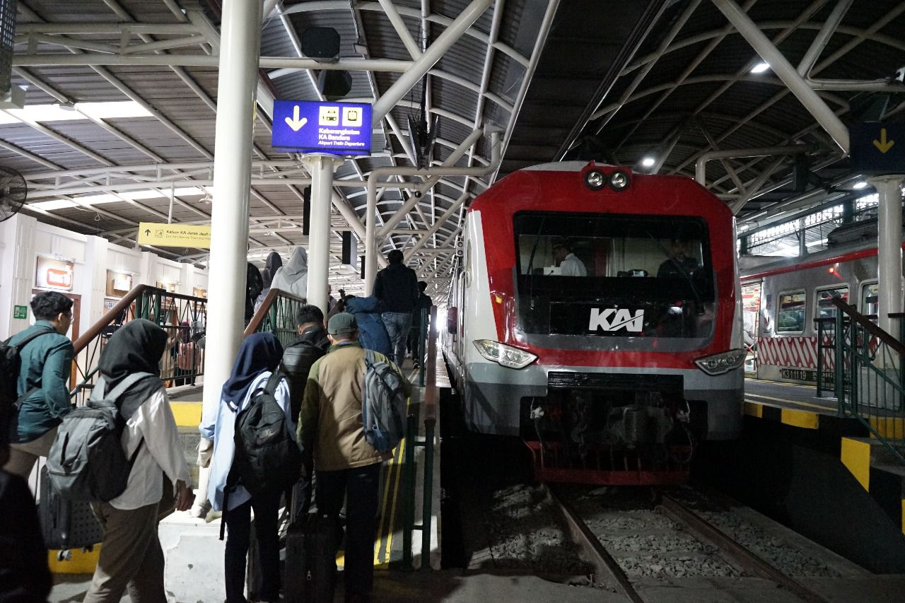 Cuti Bersama, PT Railink Tambah Rute KA Bandara
